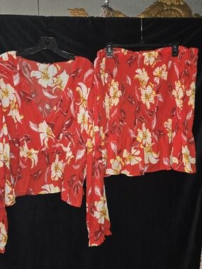 AFashion Nova Red Floral Skirt Set - Bold Red & White Print